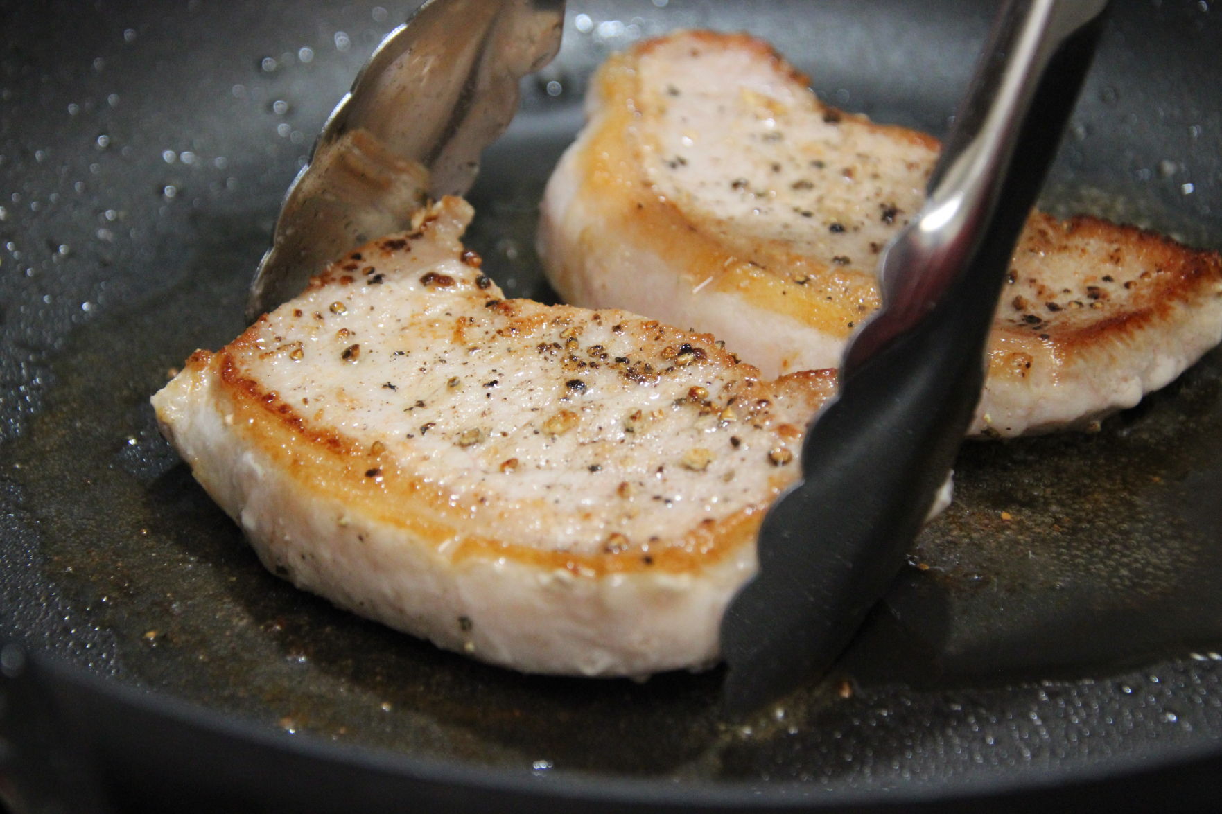 Pork chops (1).JPG